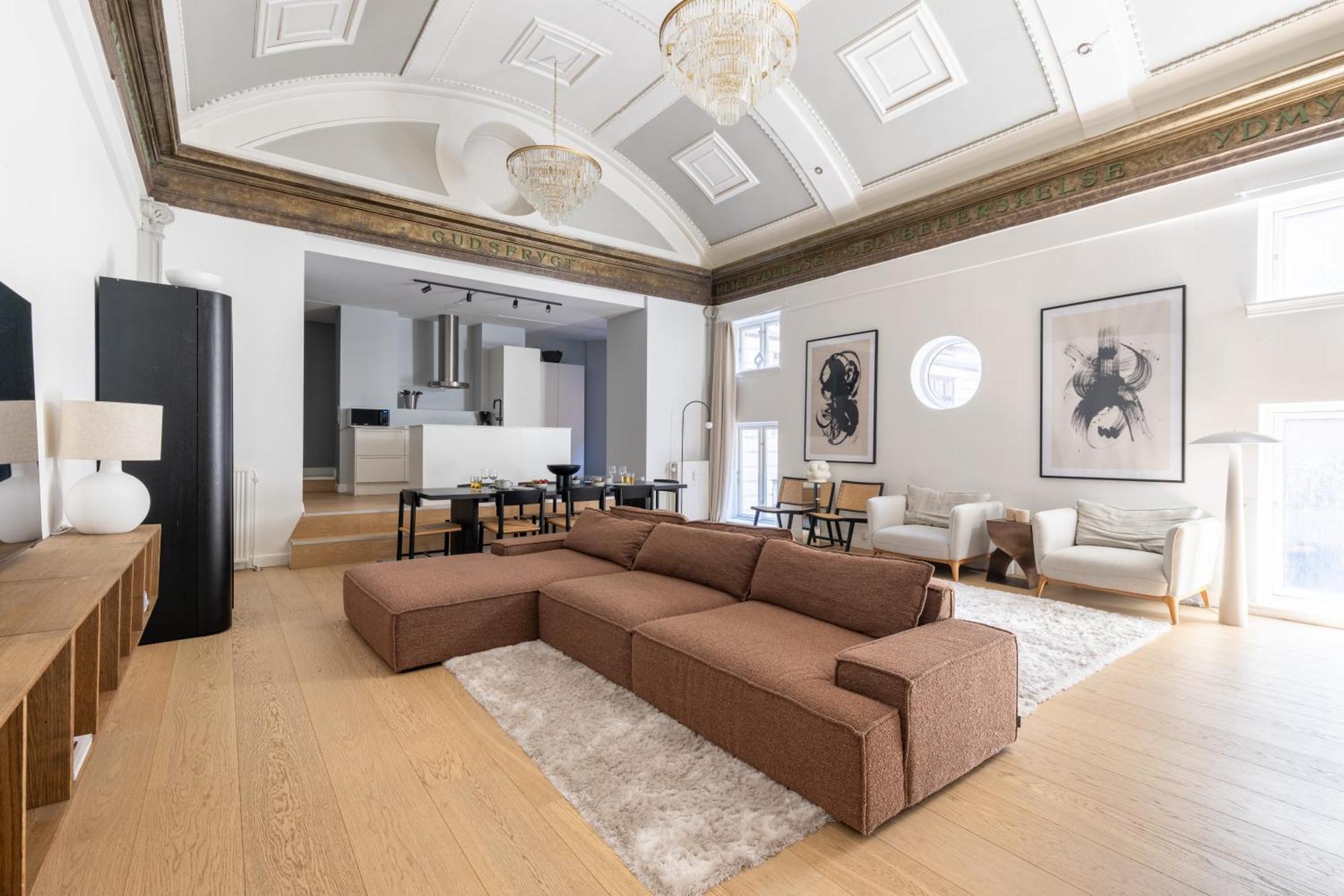 Apartment Unique 3 Bedroom In Vibrant Frederiksberg *